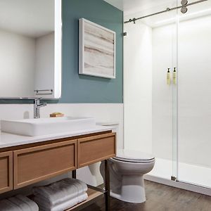 Queen Studio Two Queen Beds City View
